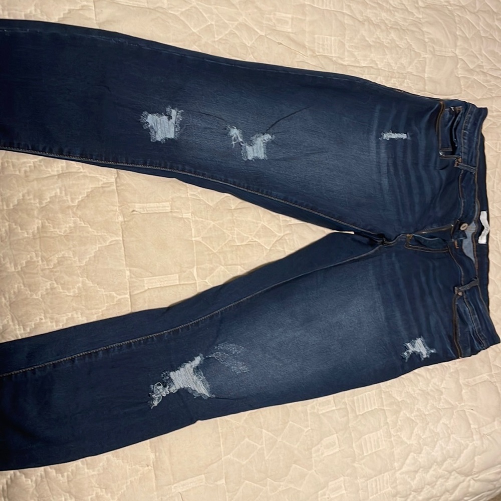 KanCan distressed skinny jeans. Size 2X